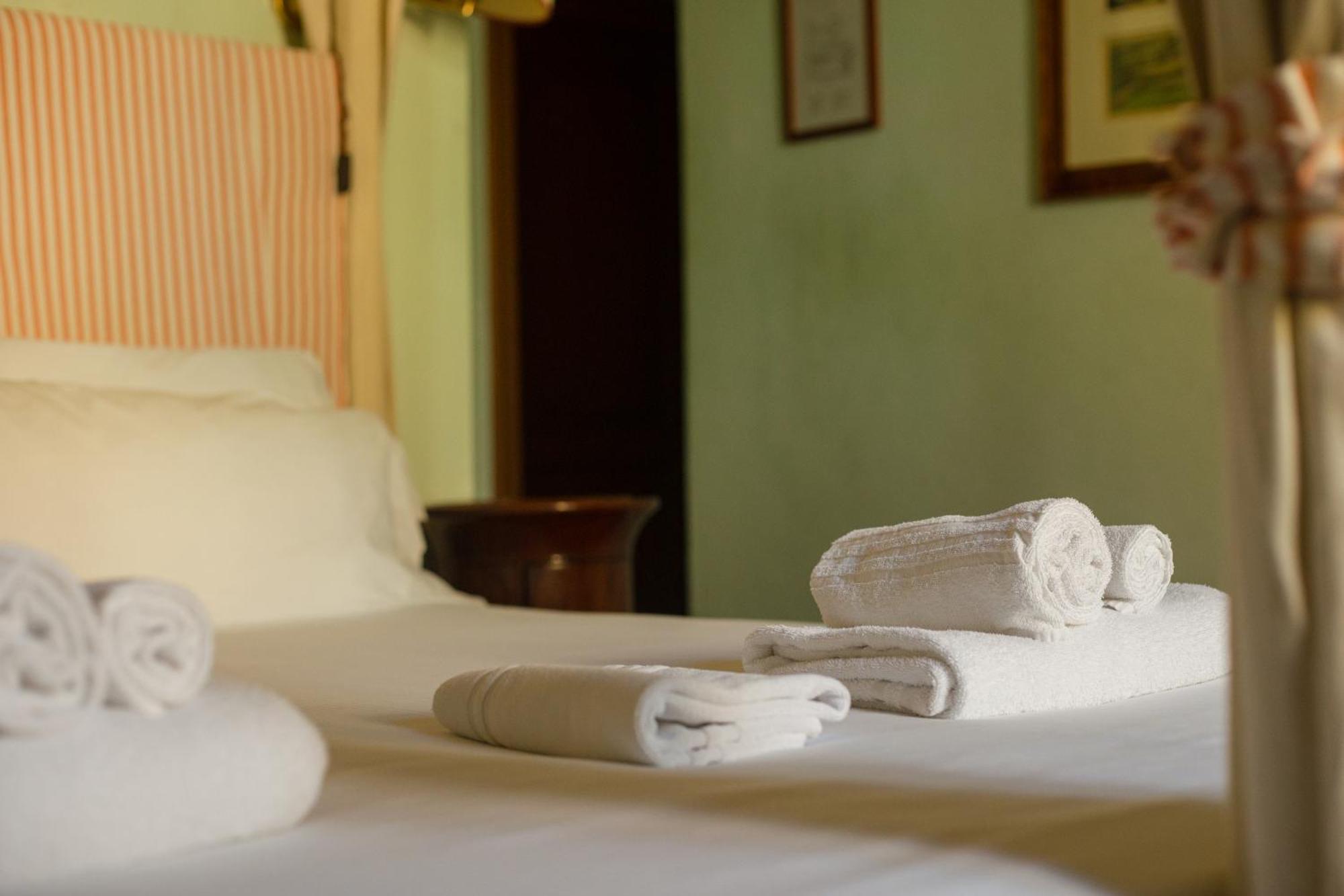 アンティカ ディモーレ フィレンツェ Bed & Breakfast エクステリア 写真