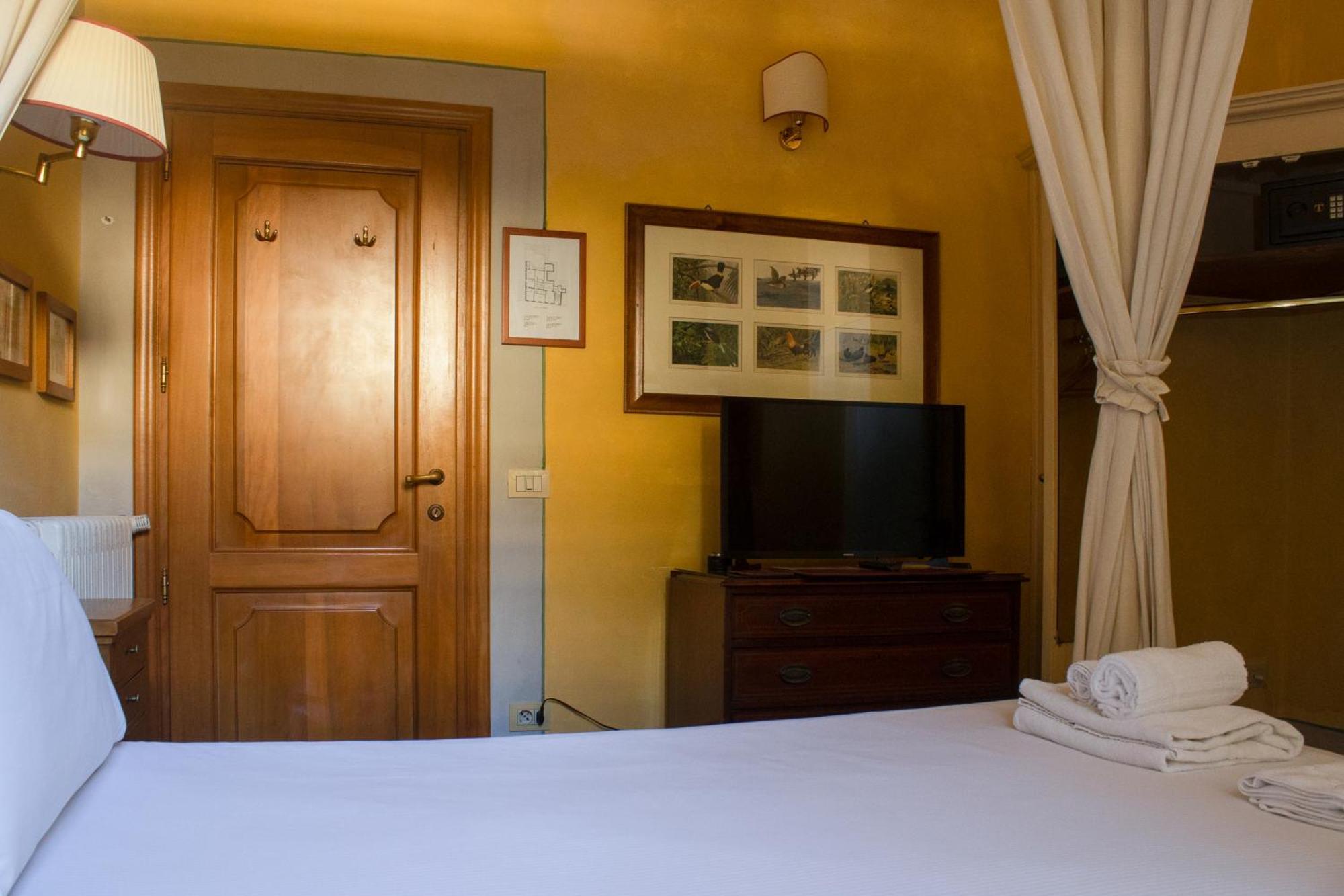 アンティカ ディモーレ フィレンツェ Bed & Breakfast エクステリア 写真