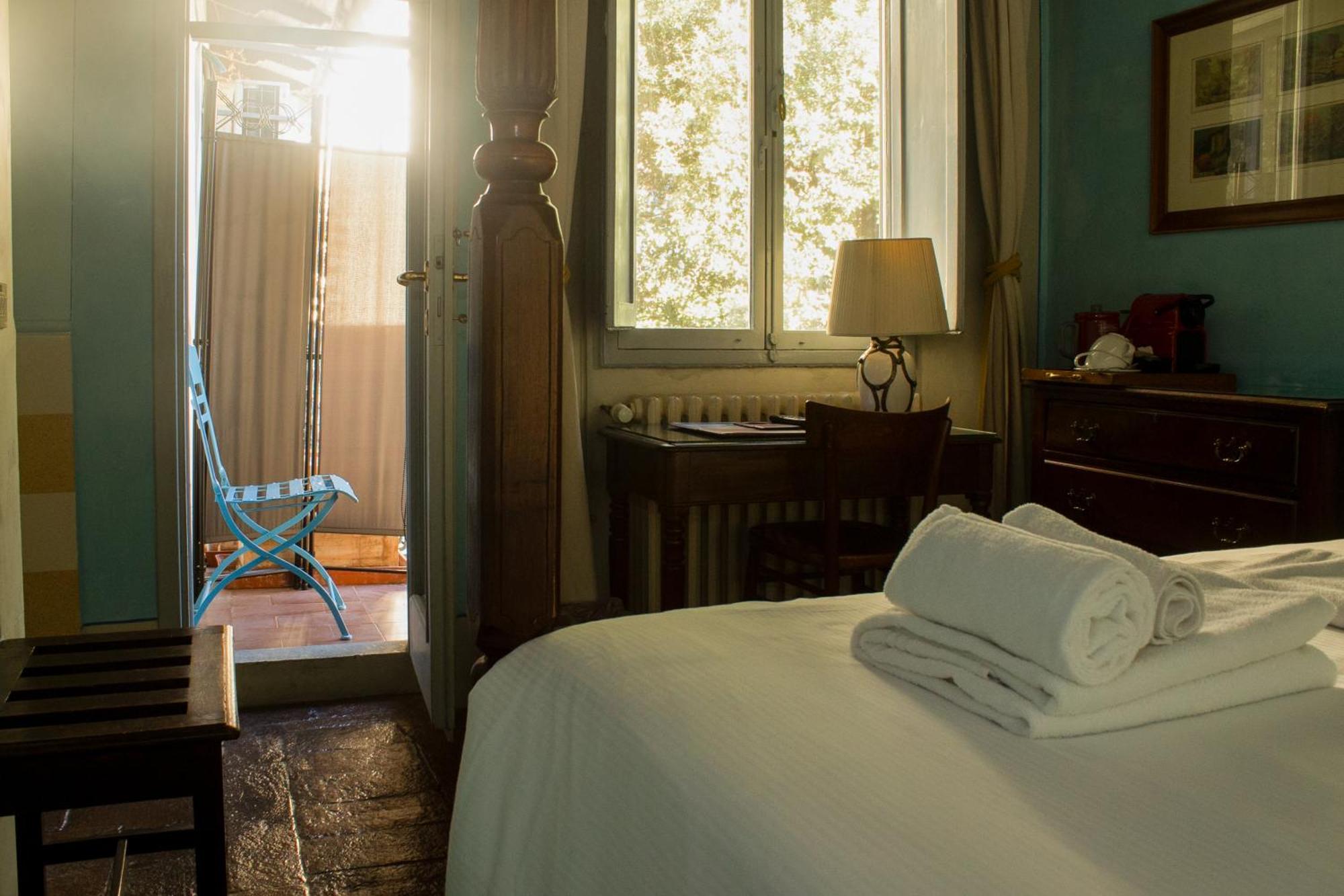 アンティカ ディモーレ フィレンツェ Bed & Breakfast エクステリア 写真