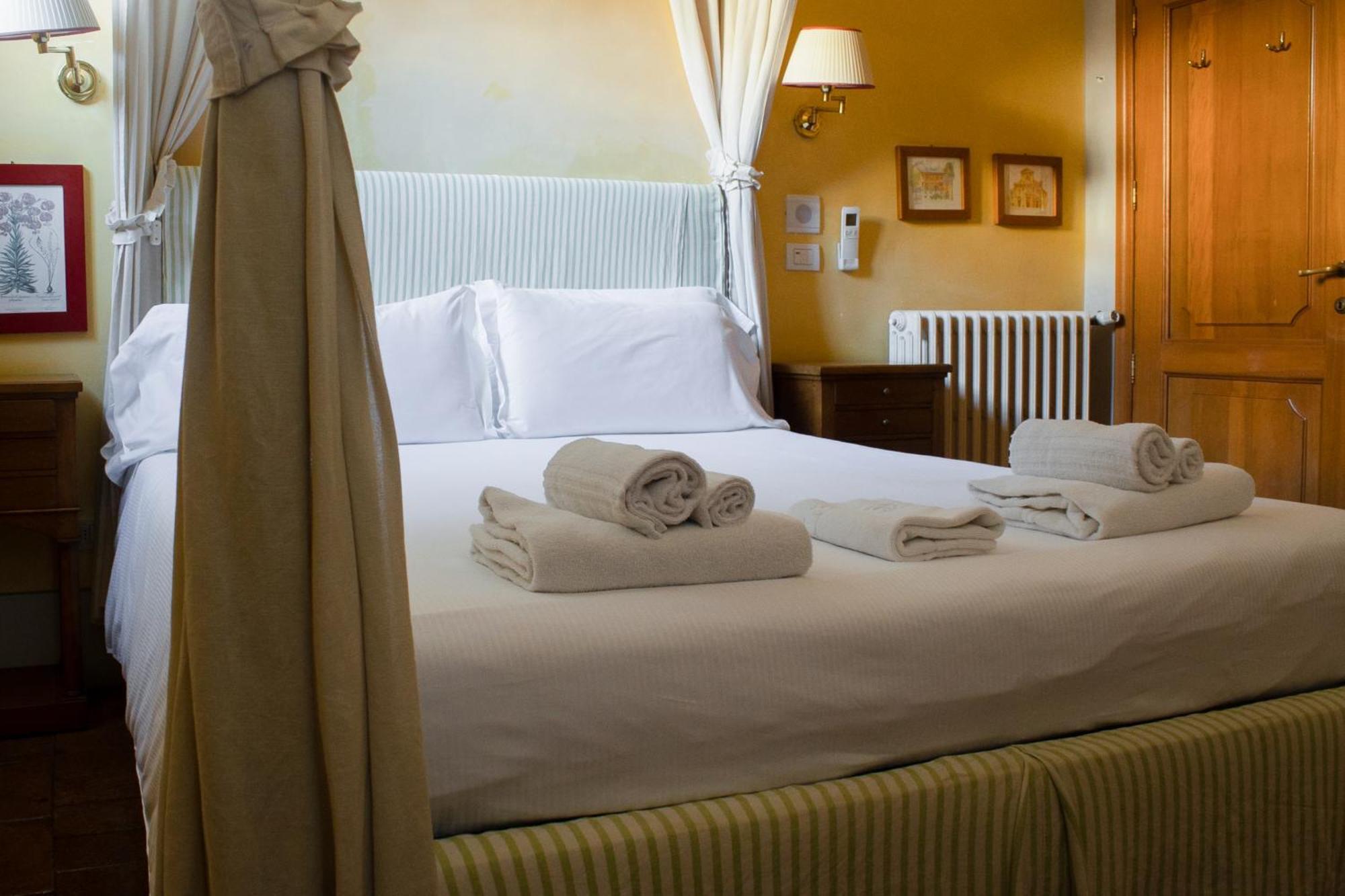 アンティカ ディモーレ フィレンツェ Bed & Breakfast エクステリア 写真