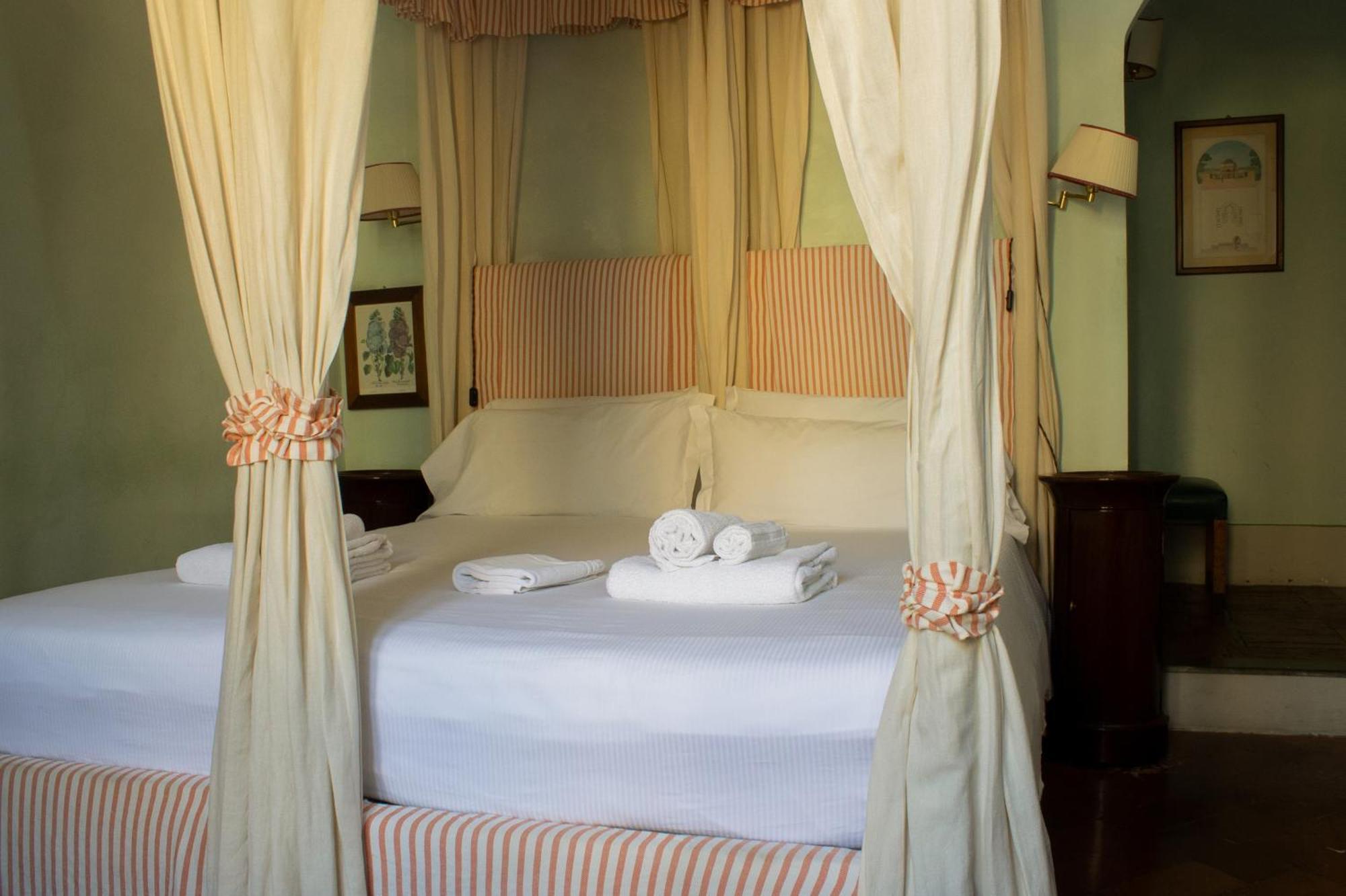 アンティカ ディモーレ フィレンツェ Bed & Breakfast エクステリア 写真